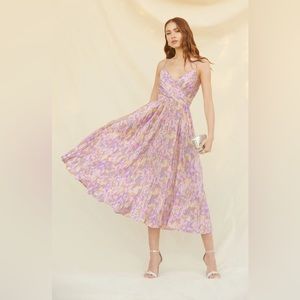 ASTR THE LABEL PLEATED TWIST BUST MIDI DRESS